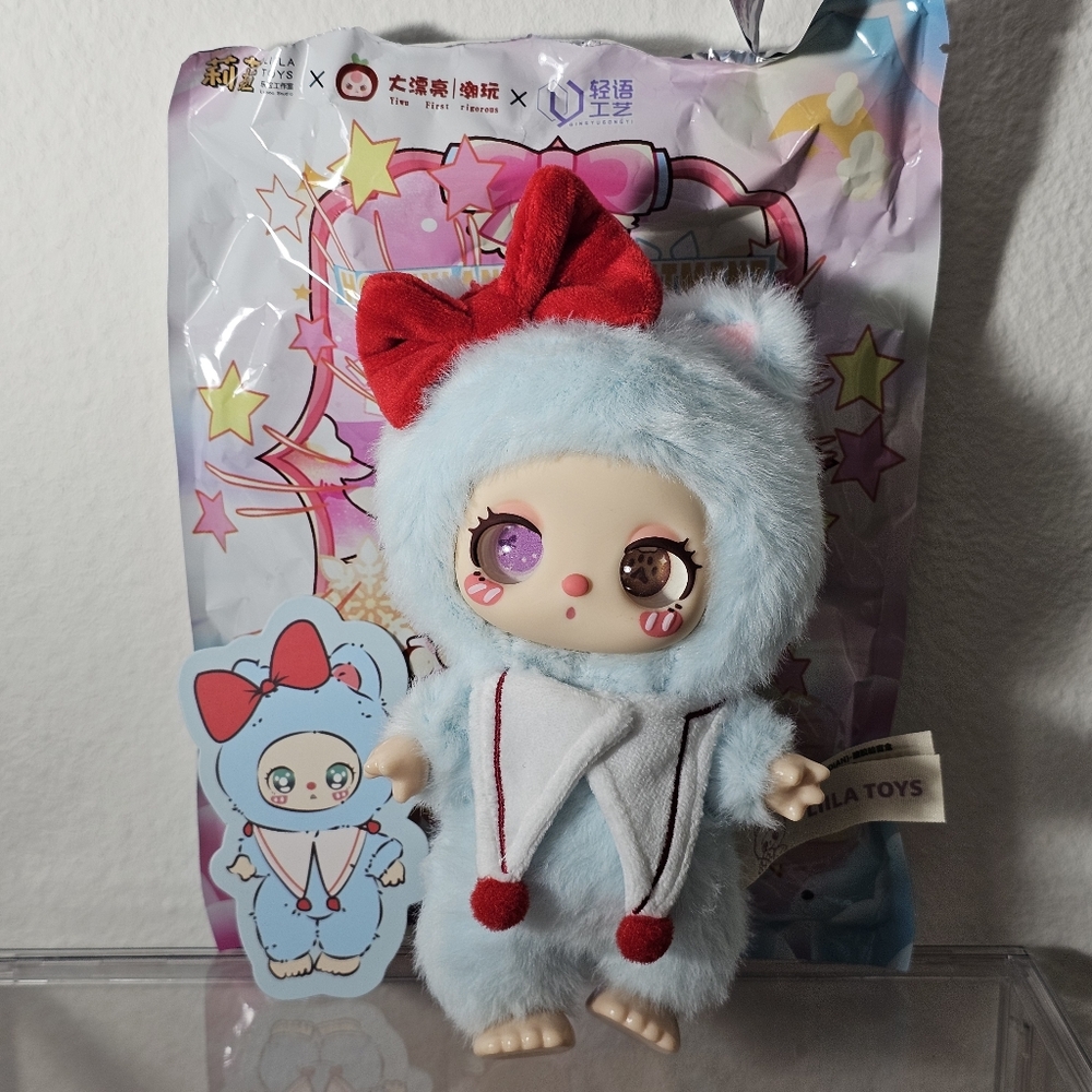 Liila's Lucky Cat V3 Honeyland Enchantment Pendant Blueberry Sweetheart Blue